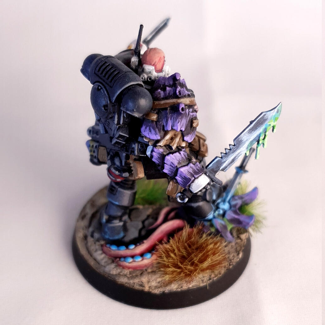 Lieutenant in Phobos Armour. Quality: Level: 2